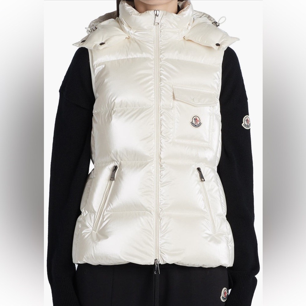 Moncler Diotis Hooded Down Puffer Vest